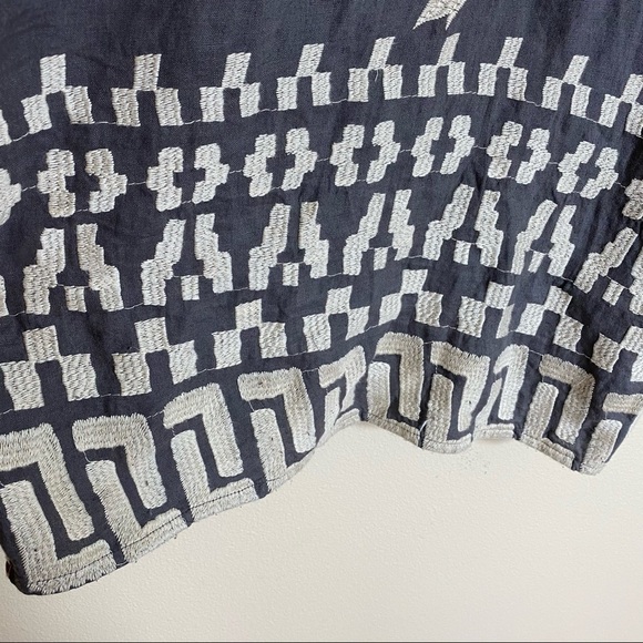 Johnny Was Dark Gray White Embroidered Linen Vest - Picture 8 of 8